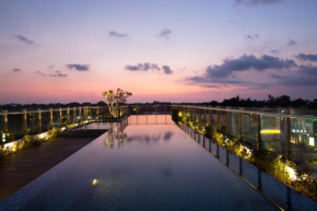  Hotel Santika Seminyak  Kuta